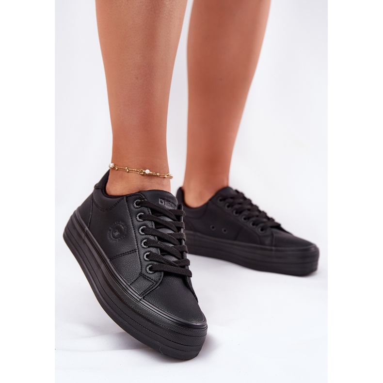 Adidași pentru femei din piele eco pe platformă Big Star RR274299 Negru 2 Adidași pentru femei din piele eco pe platformă Big Star RR274299 Negru 2