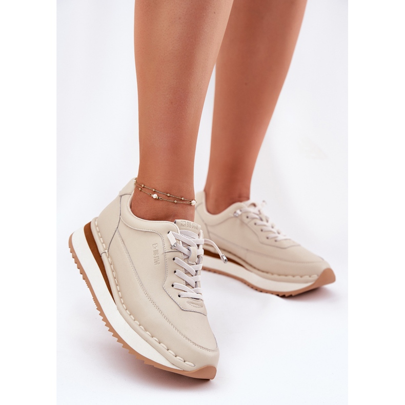 Adidaje din piele pentru femei pe Big Star RR274A334 Platforma bej 1