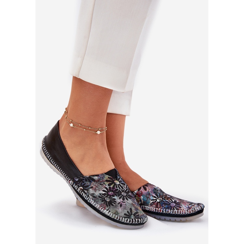 Balerine din piele cu un model Maciejka T1930-39 Negru 1