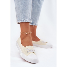 Adidași adidași pentru femei cu broderie Lee Cooper LCW-25-31-3445L BEIGE bej 2