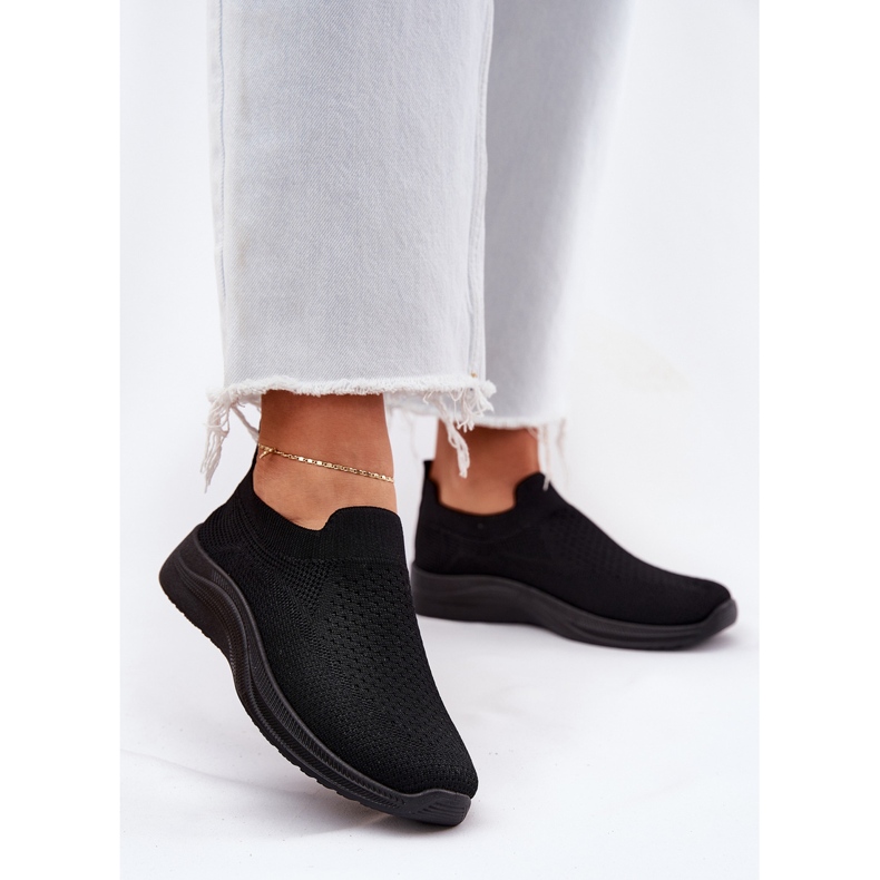 Pantofi sport cu slip-on din material negru pentru femei 2