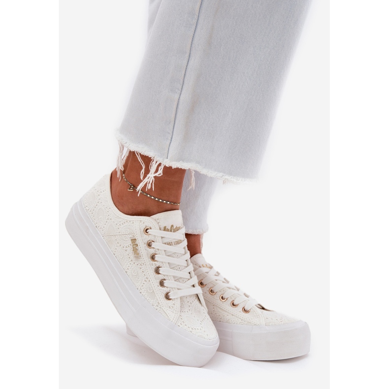 Adidași pentru femei cu dantelă Lee Cooper LCW-25-31-3438L White alb 1 Adidași pentru femei cu dantelă Lee Cooper LCW-25-31-3438L White alb 1