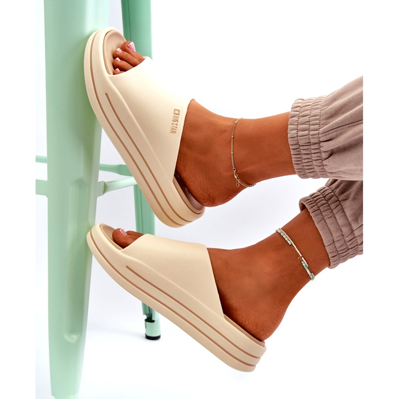 Flip-flops de damă pe platforma Big Star NN274A034 Bej 4