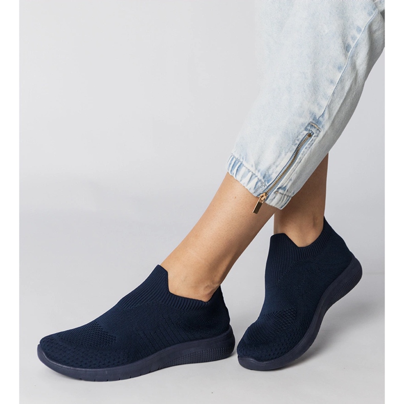 Adidași sportivi albastru bleumarin cu un superior de șosetă 1