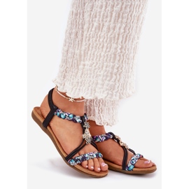 Sandale plate pentru femei cu dungi împletite și pini Artiker 54C1331 Negru 1 Sandale plate pentru femei cu dungi împletite și pini Artiker 54C1331 Negru 1