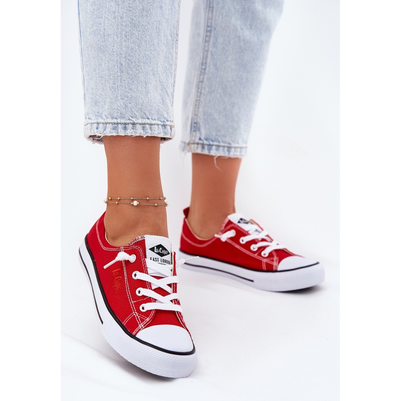 Material adidași pentru femei Lee Cooper LCW-25-02-3298L Red roșu 2 Material adidași pentru femei Lee Cooper LCW-25-02-3298L Red roșu 2
