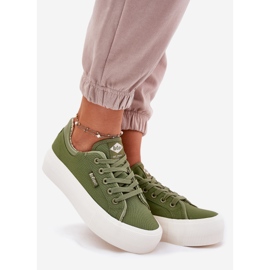 Adidași pentru femei pe platforma Lee Cooper LCW-25-31-3449L Green verde 1