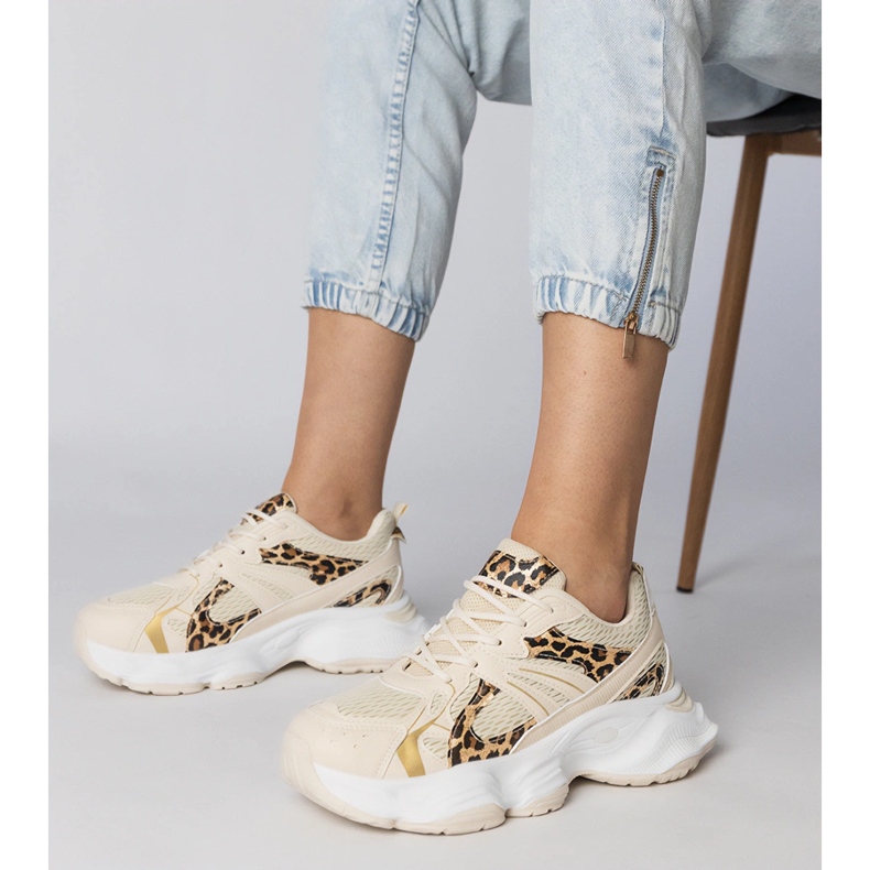 Adidași de sport Panther pe o talpă masivă bej 1