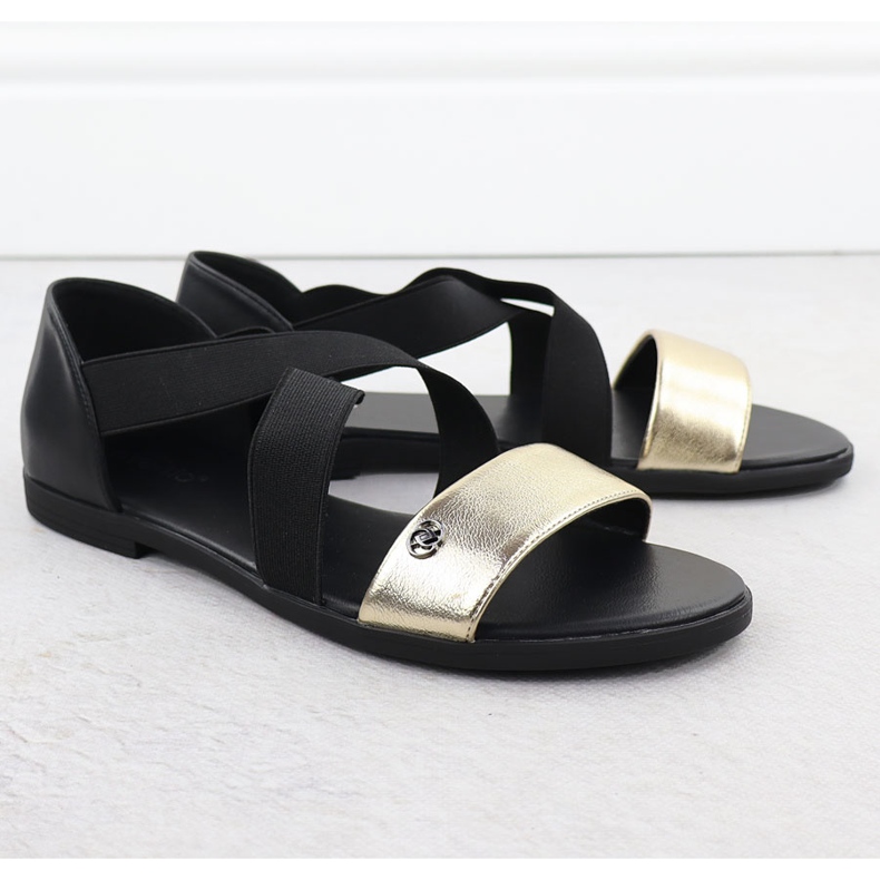 EVento Sandale pentru femei cu ștergătoare negre 3884 negru 2 EVento Sandale pentru femei cu ștergătoare negre 3884 negru 2