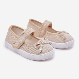 Balerine pentru copii cu un arc de aur 1 Balerine pentru copii cu un arc de aur 1