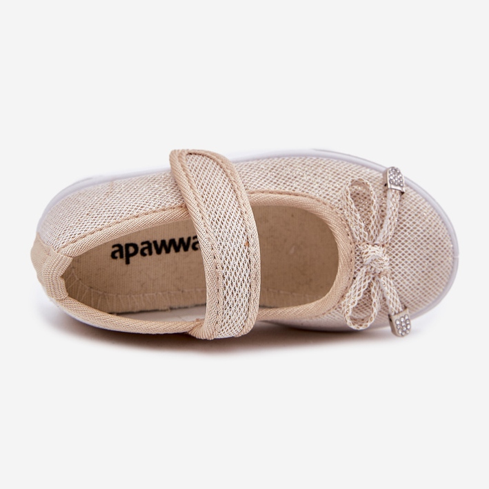 Balerine pentru copii cu un arc de aur 2