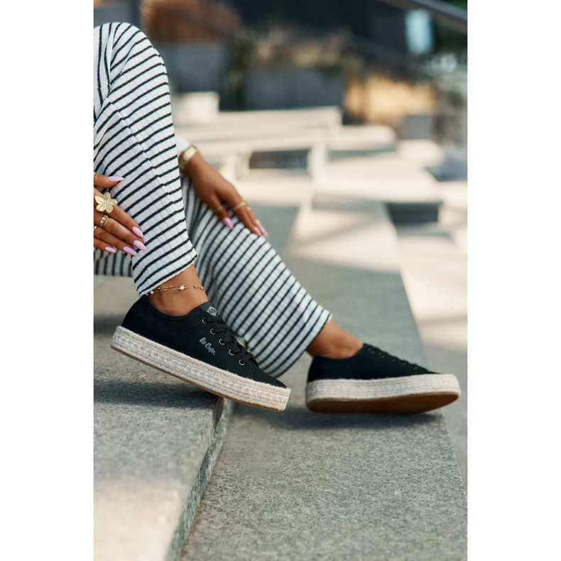 Adidași pentru femei cu Lee Cooper LCW-25-44-3216 Adidași negri negru 2