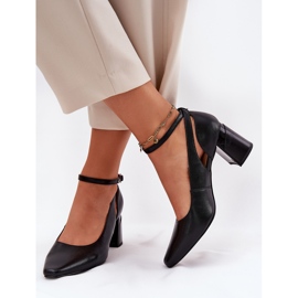 Pompe din piele pe post Maciejka K6816-01 Negru 3