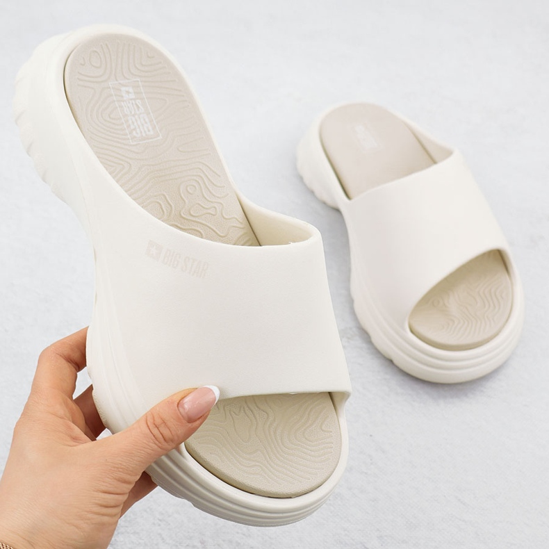 FLIP -uri sportive pentru femei pe o talpă groasă Beige Big Star RR274A579 bej 1