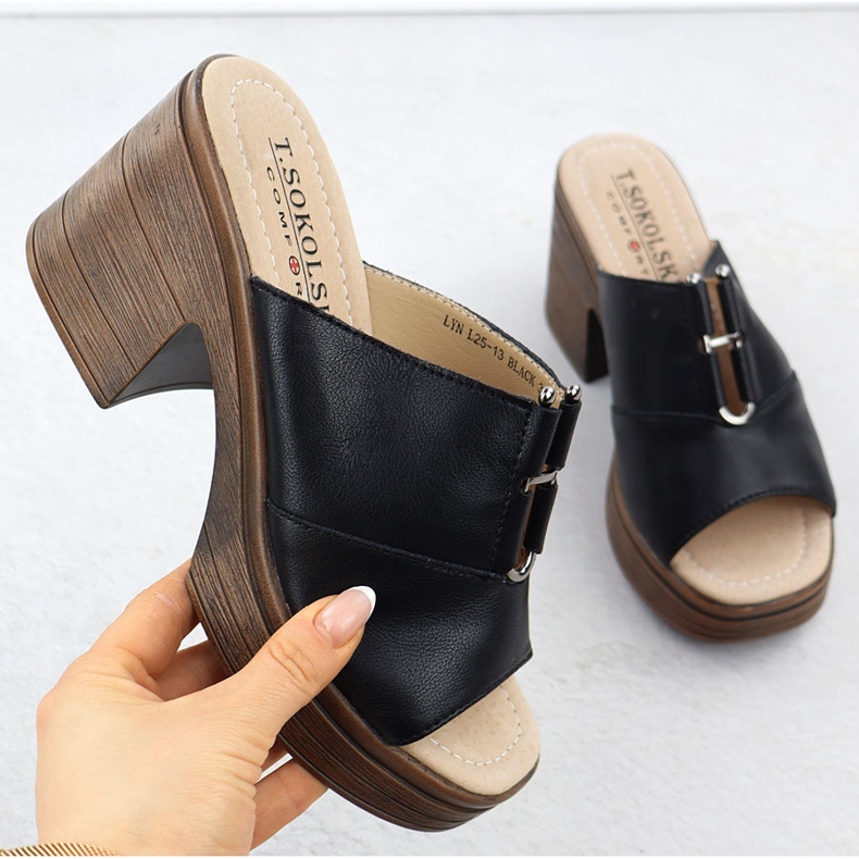 FLIP-uri din piele feminină pe Black T.Sokolski L25-13 Post negru 1 FLIP-uri din piele feminină pe Black T.Sokolski L25-13 Post negru 1