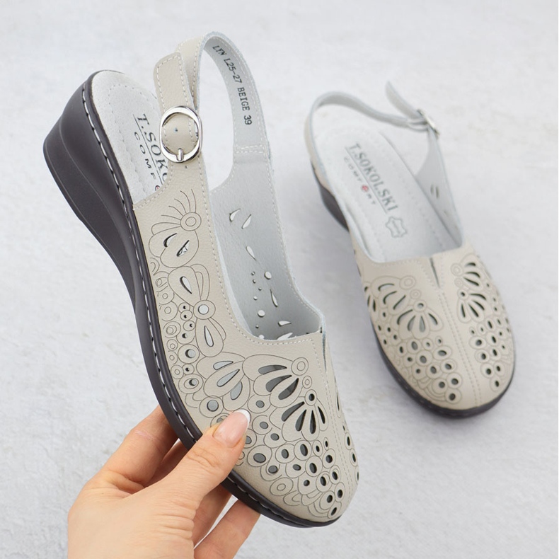 Sandale de piele pentru femei deschise pentru bej T.Sokolski L25-27 1 Sandale de piele pentru femei deschise pentru bej T.Sokolski L25-27 1