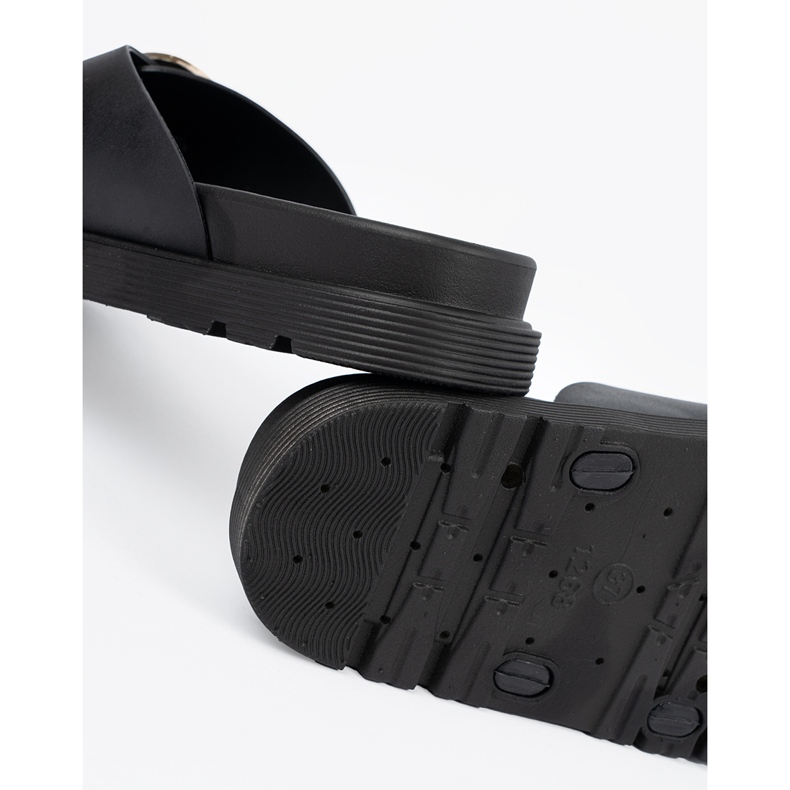 Seastar Flip -flops pentru femei negre cu o cataramă aurii negru 1 Seastar Flip -flops pentru femei negre cu o cataramă aurii negru 1