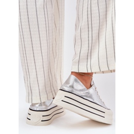 Adidaje din piele pentru femei pe platforma de argint GOE RR2N4108 7