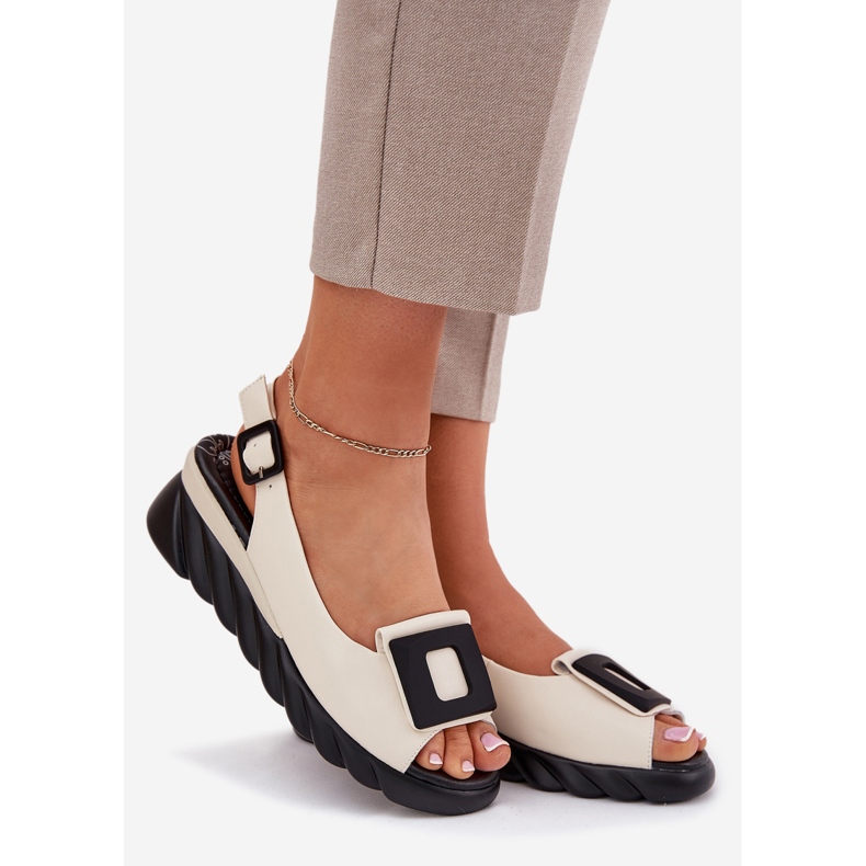 ARTIKER Sandale din piele pentru femei cu o pană cu decor Artker 56C1570 Beige bej 1