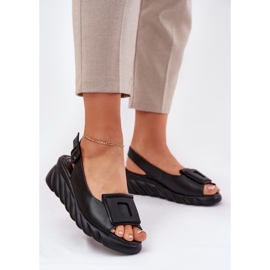 Sandale din piele pentru femei cu o pană cu decorare Artiker 56C2156 Negru 2
