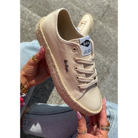 Adidași pentru femei cu Lee Cooper LCW-25-44-3215 Braid bej 1 Adidași pentru femei cu Lee Cooper LCW-25-44-3215 Braid bej 1