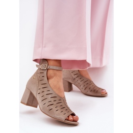 Cizme de piele de căprioară pentru femei pe Maciejka Post 06893-10 Dark Beige bej 2