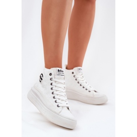 Adidași pentru femei pe platforma Lee Cooper LCW-25-44-3209L White alb 2