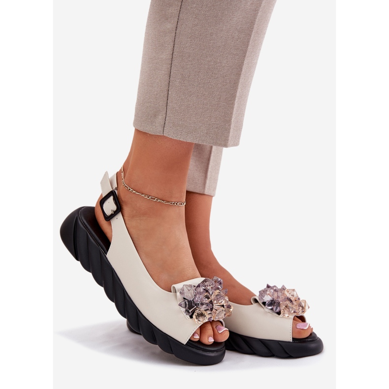 Sandale din piele pentru femei cu Artiker 54C1627 Cristale bej 1 Sandale din piele pentru femei cu Artiker 54C1627 Cristale bej 1