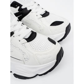 Adidași pentru femei pe o talpă alb gros 1