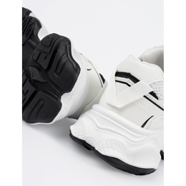 Adidași pentru femei pe o talpă alb gros 2