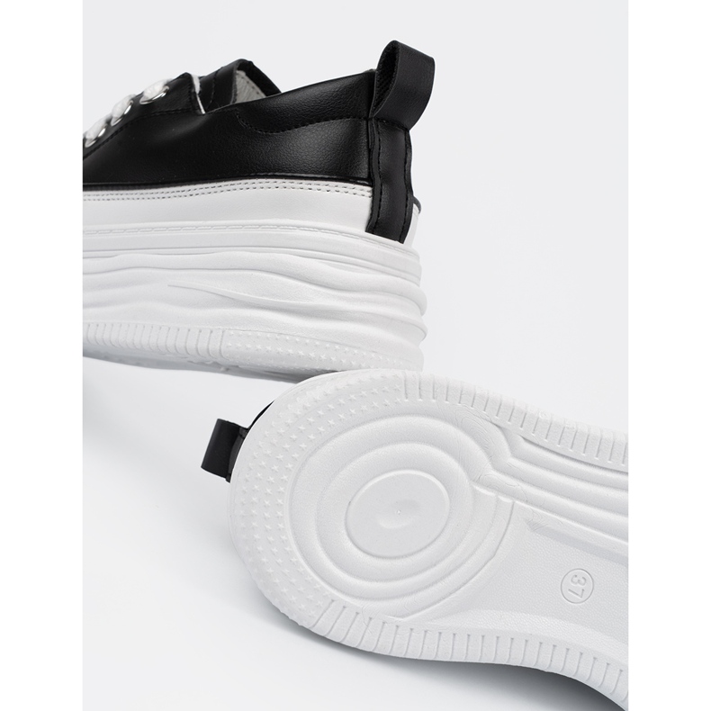 Adidași alb -negru pe platformă 2