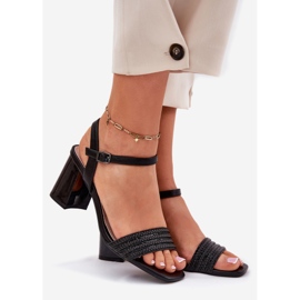 Sandale pentru femei pe post cu zirconi și Vinceza 62228 Braid Black negru 1