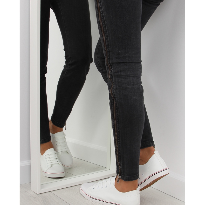 Adidasi albi dama XL01p albi 1