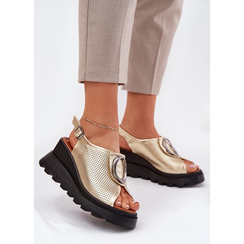 ARTIKER Sandale din piele pentru femei cu o pană cu decor Artker 56C0109 Zlotys de aur 2