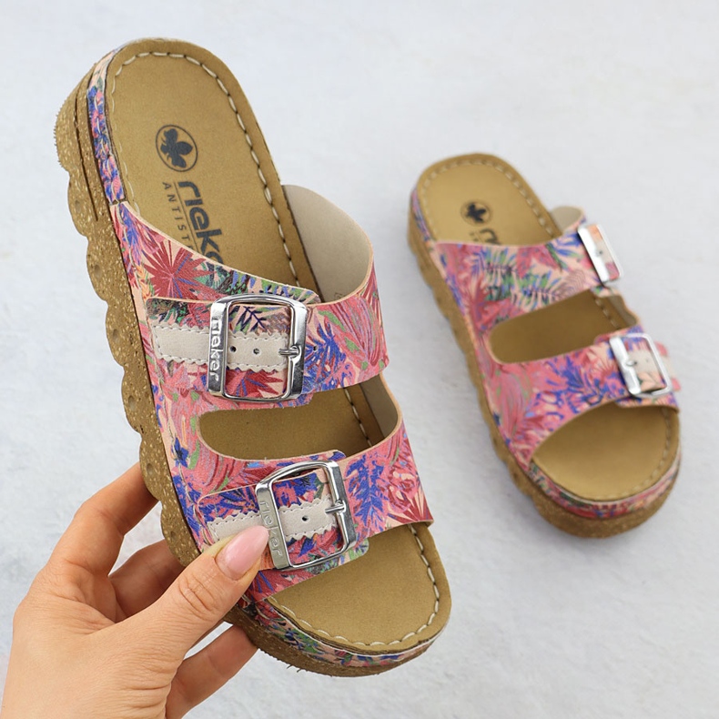 Papuci pentru femei pe platformă cu roz RIEKER V8751-90 1