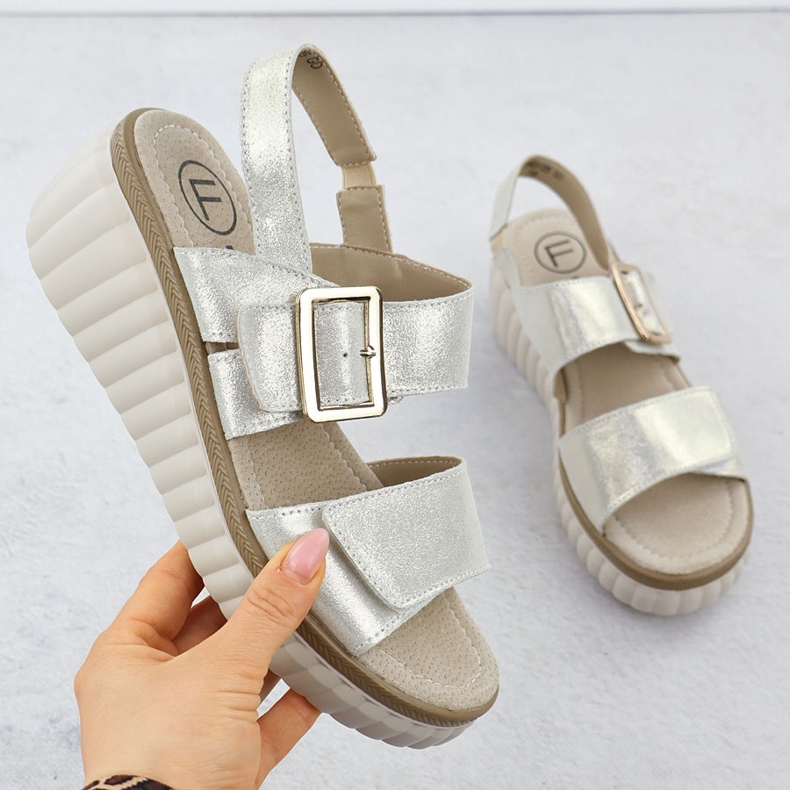 Sandale din piele Filippo 7040 din piele de aur 1 Sandale din piele Filippo 7040 din piele de aur 1