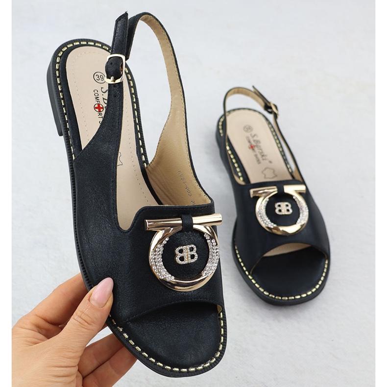 S.Barski Sandale pentru femei plate cu decor Czarne S. Barski KV51-003 negru 1