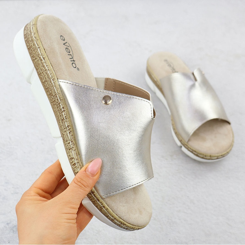 Vinceza FLIP -FLIP -FLOPS PE EVELOR GOLDEN 8832 METALICĂ METALICĂ de aur 1