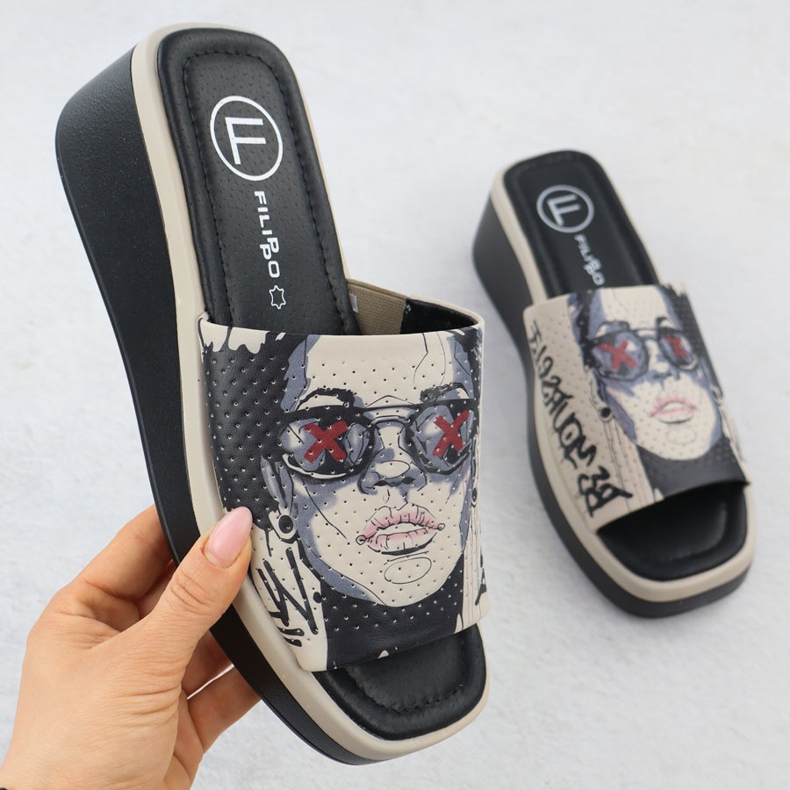 Papucii din piele pentru femei cu imprimeu bej Filippo DK6158 1