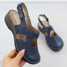 Sandale pentru femei confortabile din piele plină de albastru bleumarin Helios 150.041 1