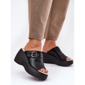 S.Barski Flip-flops din piele feminină pe platformă și pană cu cataramă S. Barski LR51-542 Negru 2