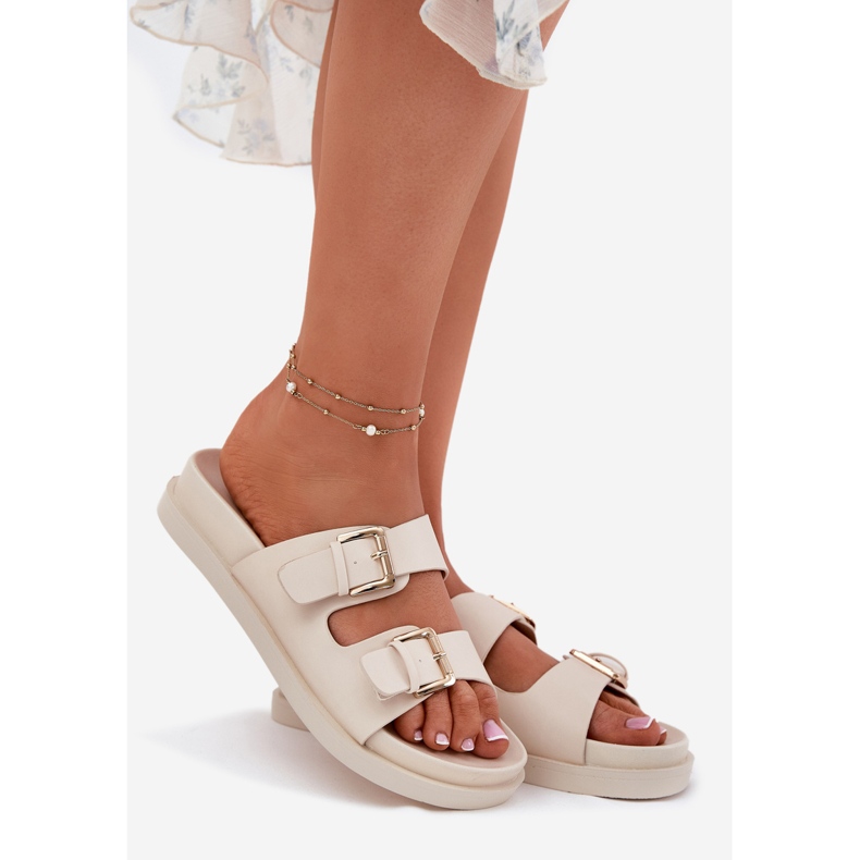 EVento Flip -flops pentru femei cu catarame de aur bej 1