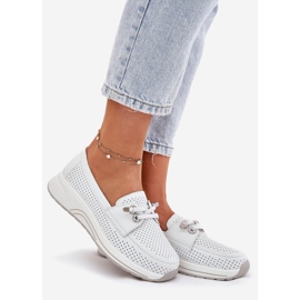 Încălțăminte deschisă din piele naturală pe platforma albă Artiker 56C2101 1 Încălțăminte deschisă din piele naturală pe platforma albă Artiker 56C2101 1