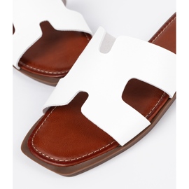 Sergio Leone Flip -flops alb cu un deget pătrat 1