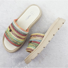Flip -flops din piele pentru femei pe platforma multikolor Helios 156.731 multicolor 3