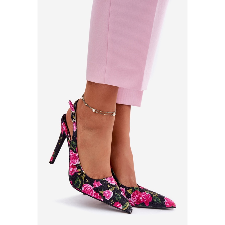 Inna Sandale decorate pe un toc înalt în trandafiri negri negru 1