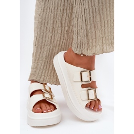 Inna Flip -flops pentru femei pe platformă cu catarame de aur Ecru alb 3