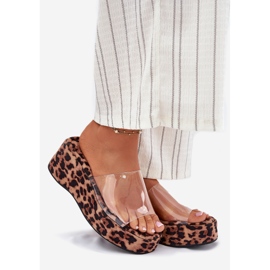 Inna Flip -flops pentru femei cu o pană transparentă We Leopard Bar maro 1