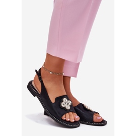 S.Barski Sandale pentru femei cu toc plat, cu un detaliu decorativ S. Barski KV51-080 Negru 1