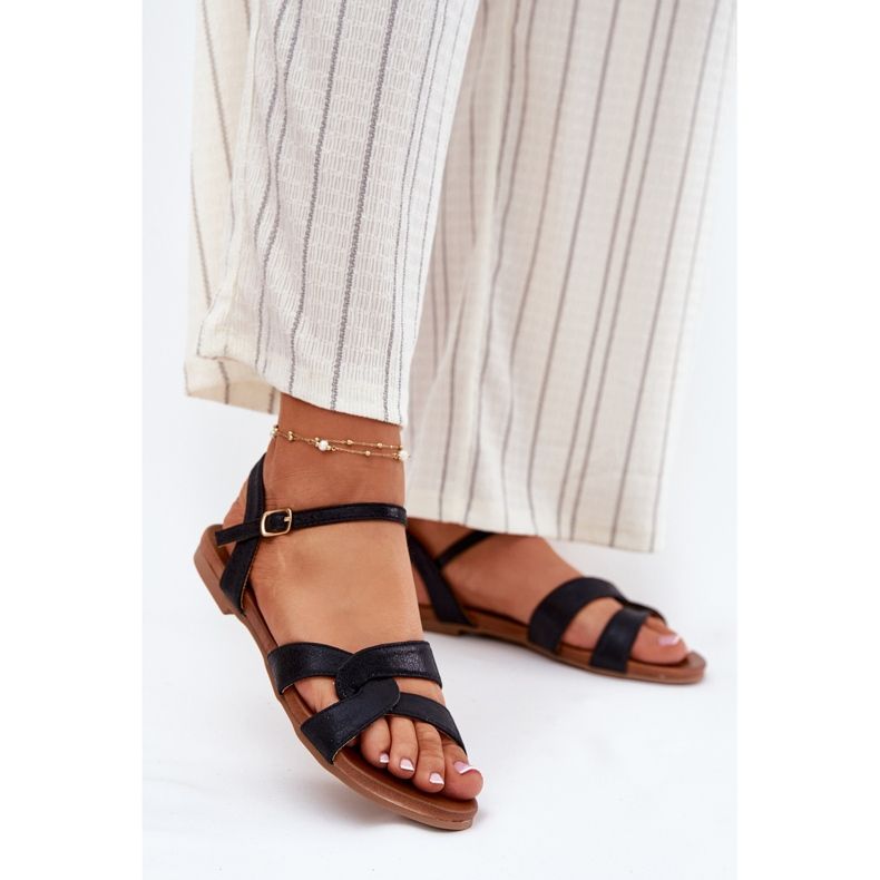 S.Barski Sandale pentru femei lucioase plate S. Barski KV51-022 Negru 2 S.Barski Sandale pentru femei lucioase plate S. Barski KV51-022 Negru 2